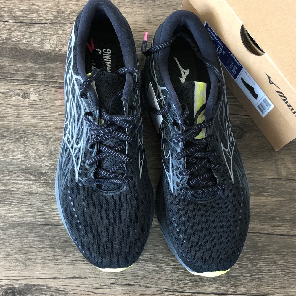 Mizuno Wave Inspire 20 Running Shoes - Picture 3 of 10